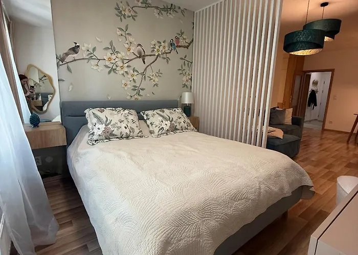 Trebesin Terrace & Free Parking شقة براغ